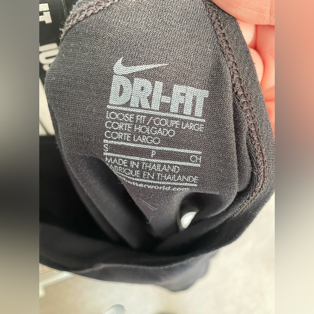 Nike Tank Top Bundle - image 4